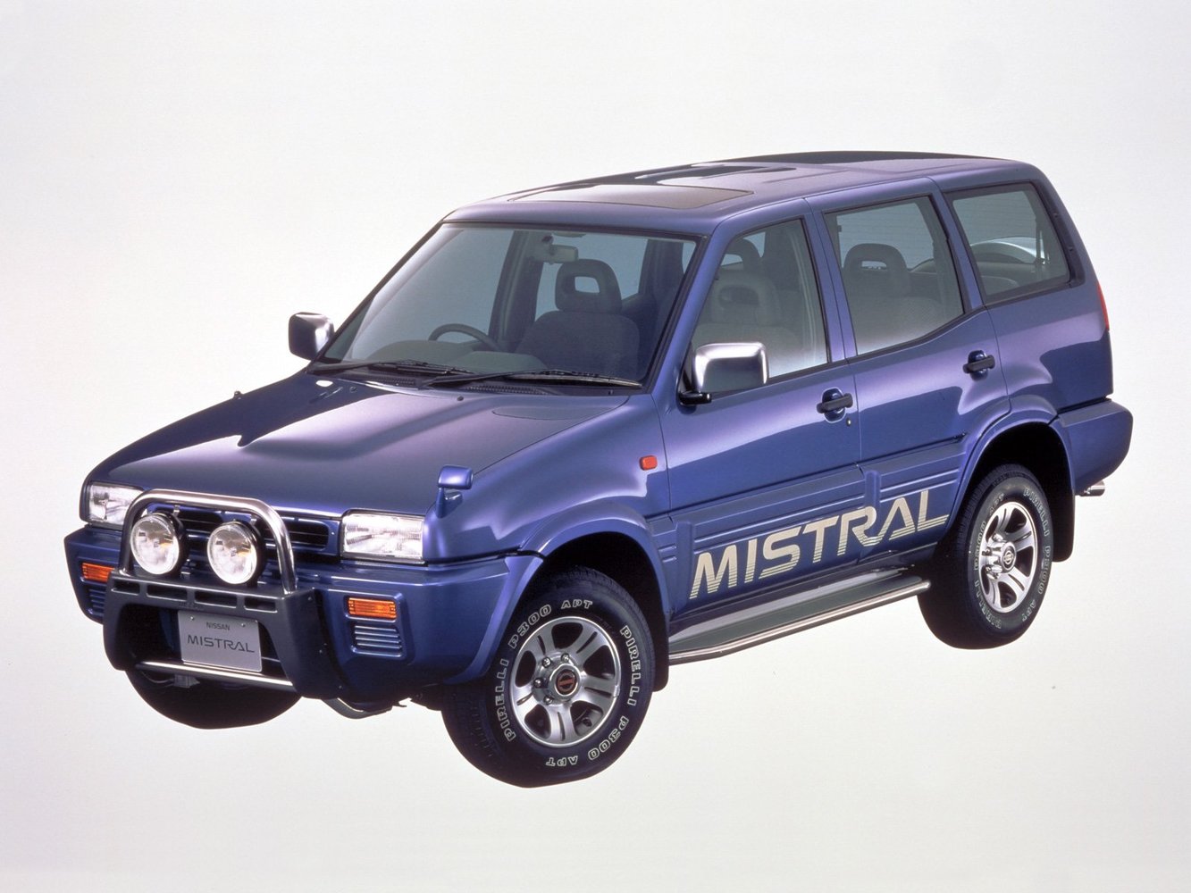Nissan Mistral 1993 - 1999