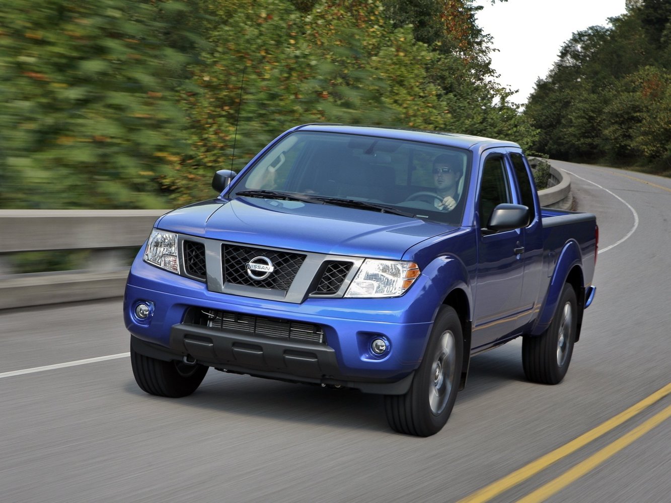 Nissan Navara (Frontier), 2010