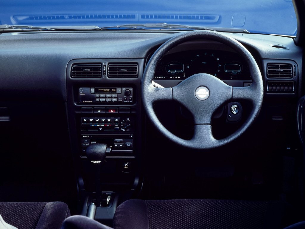 купе Nissan NX Coupe 1990 - 1994г выпуска модификация 1.6 MT (110 л.с.)