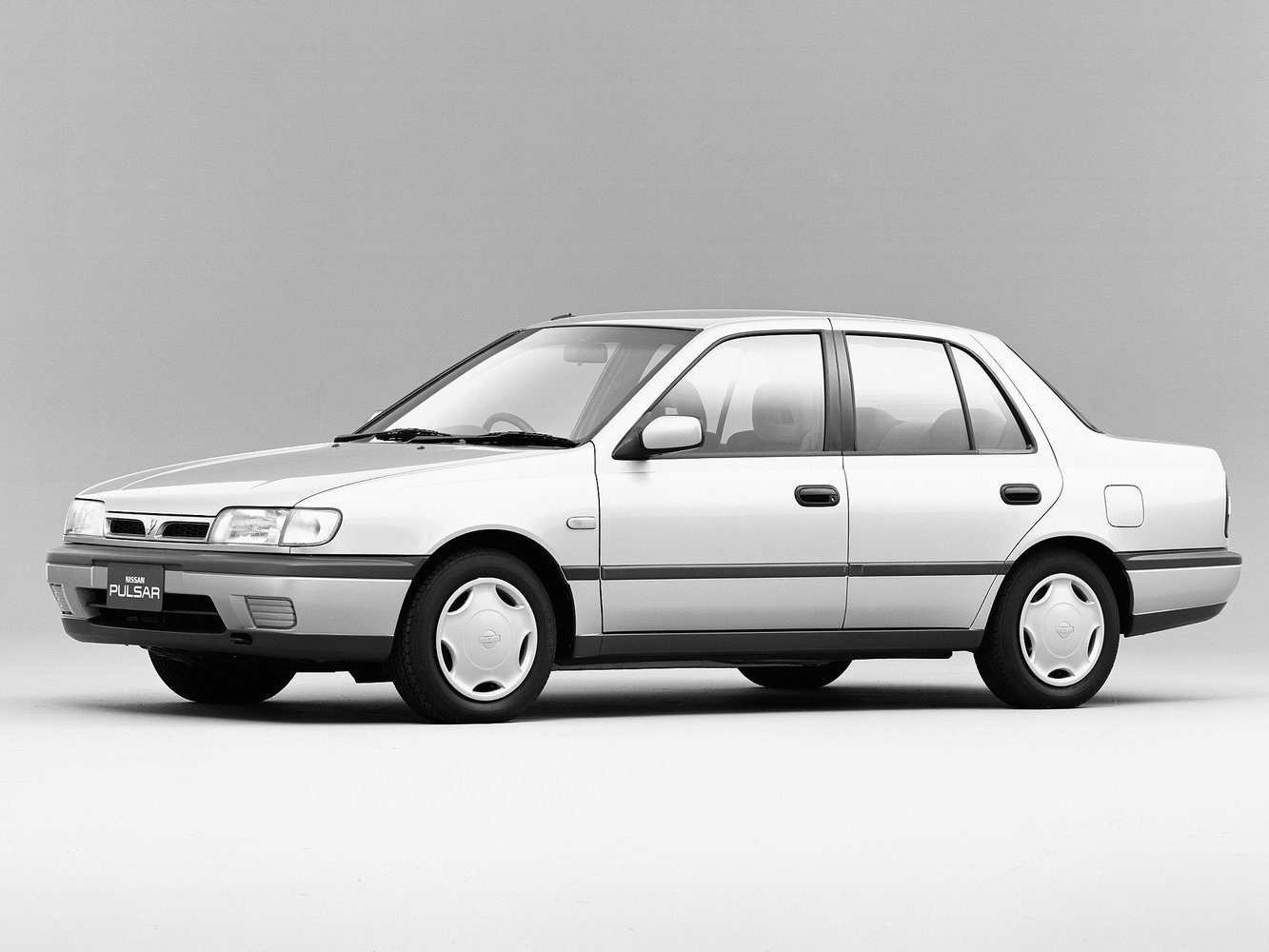 Nissan Pulsar 1990 - 1995