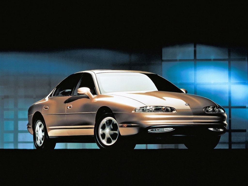 Oldsmobile Aurora 1994 - 1999