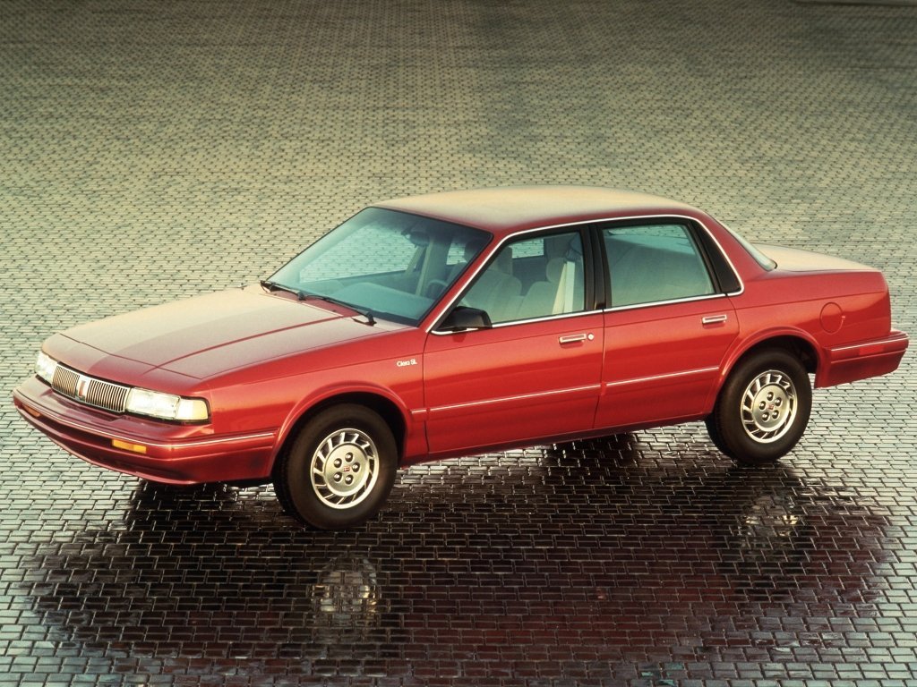 Oldsmobile Cutlass Ciera 1982 - 1997