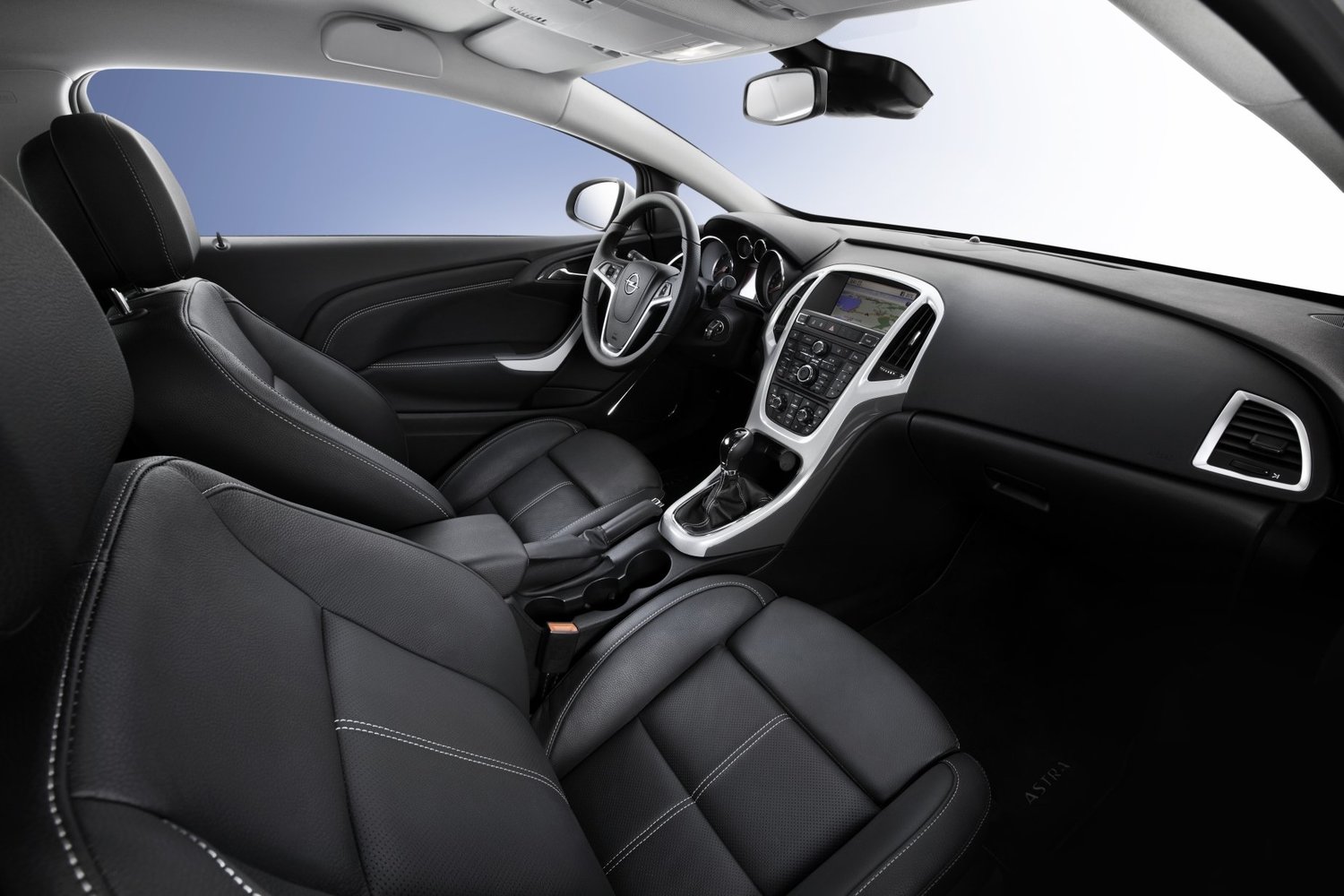 хэтчбек 3 дв. GTC Opel Astra 2012 - 2016г выпуска модификация 1.4 MT (100 л.с.)
