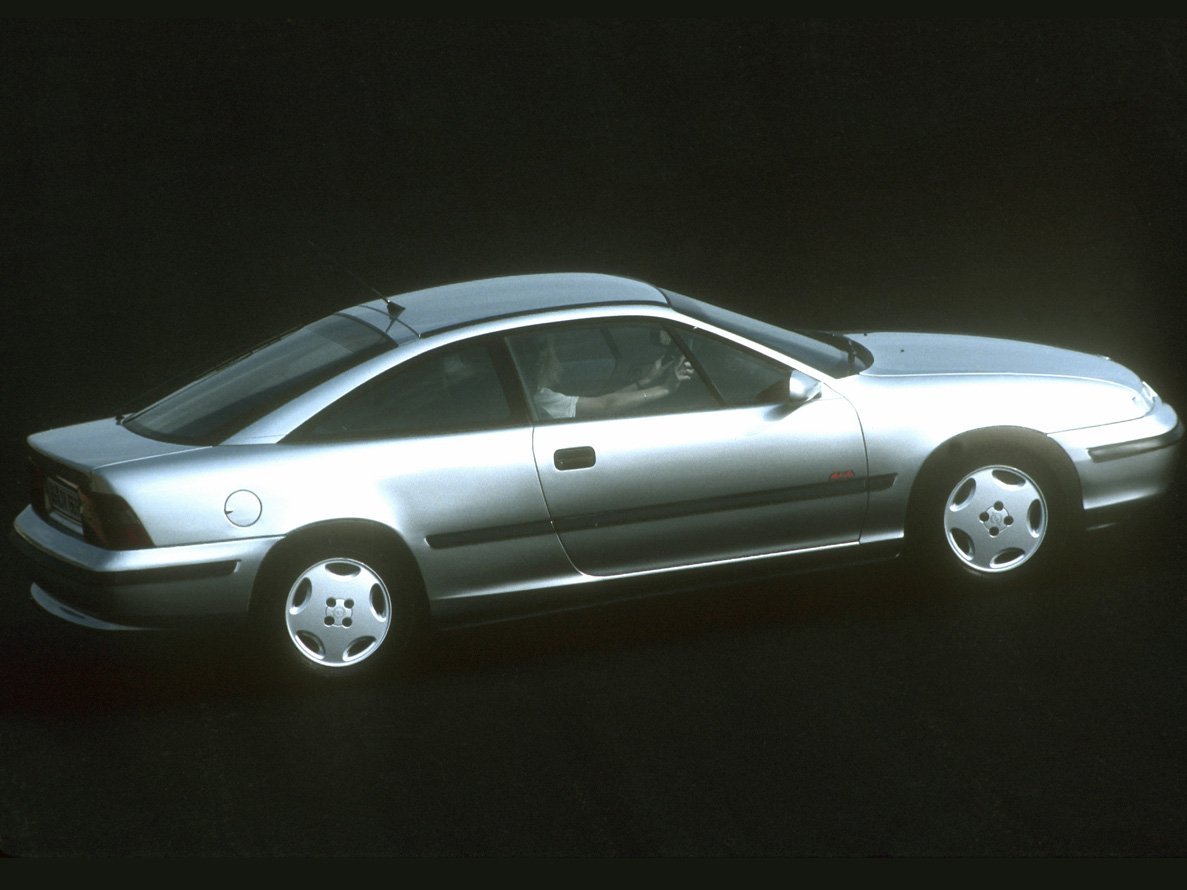 купе Opel Calibra 1989 - 1997г выпуска модификация 2.0 AT (115 л.с.)