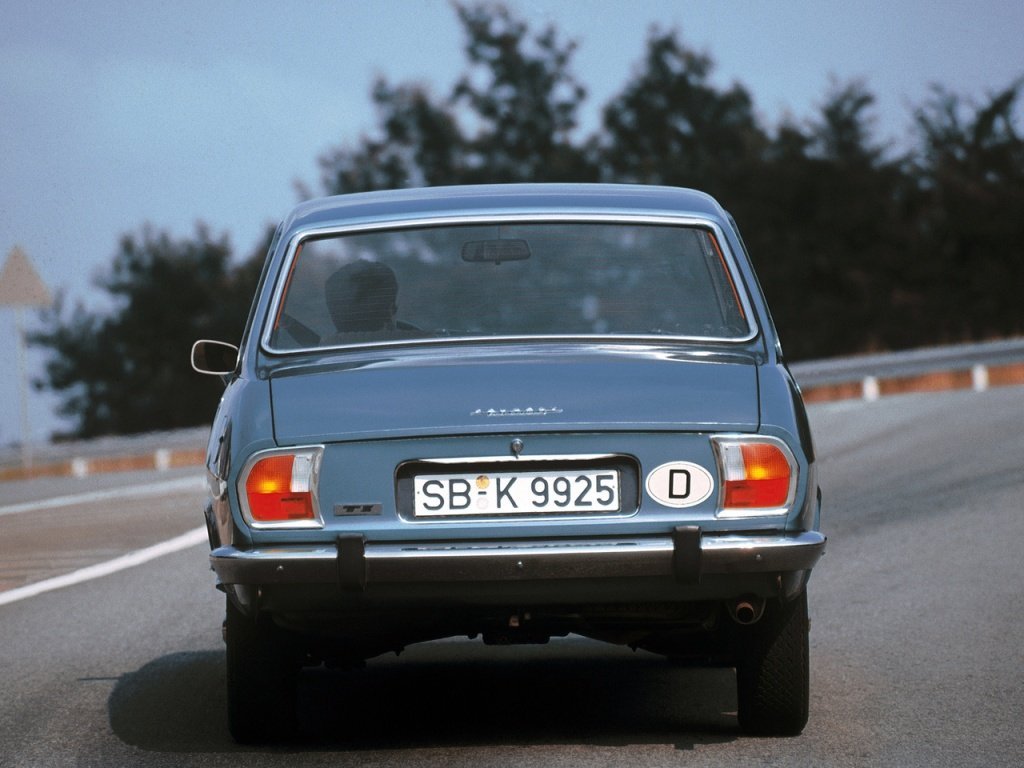 седан Peugeot 504 1968 - 1989г выпуска модификация 1.8 AT (97 л.с.)
