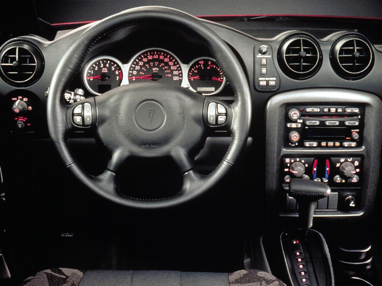 кроссовер Pontiac Aztek 2000 - 2005г выпуска модификация 3.4 AT (188 л.с.)