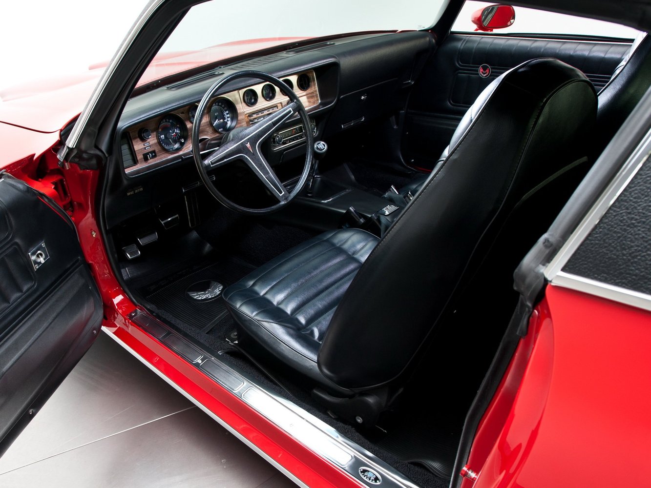 купе Pontiac Firebird 1970 - 1981г выпуска модификация 3.8 AT (150 л.с.)