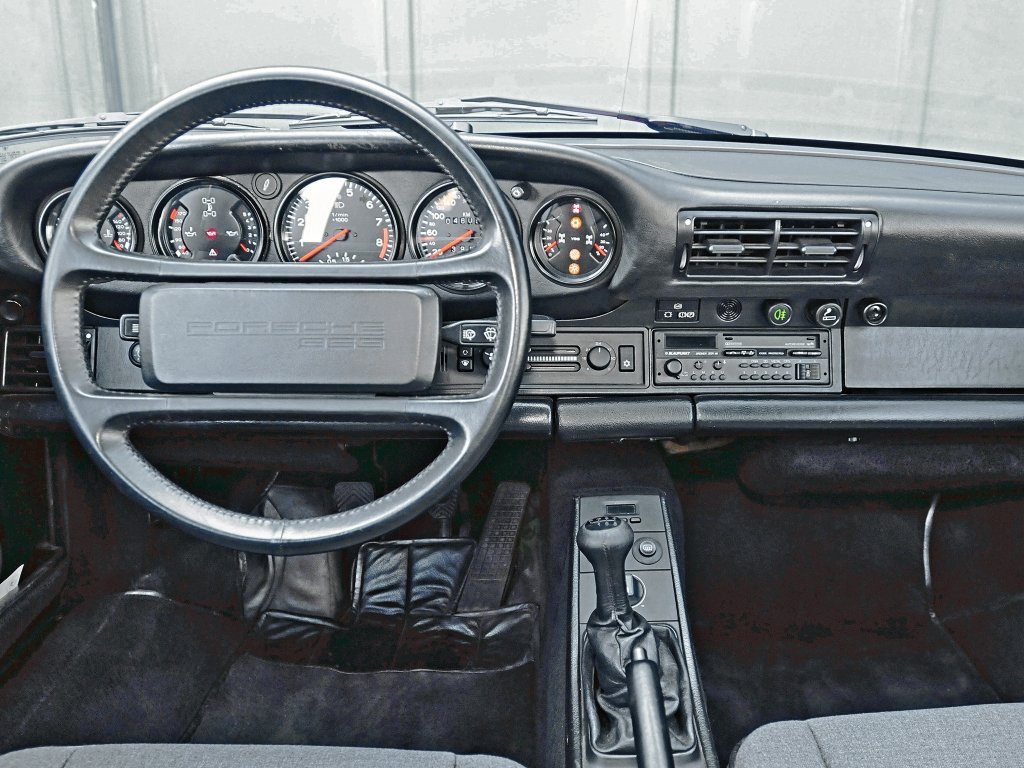 купе Porsche 959 1986 - 1991г выпуска модификация 2.9 MT (449 л.с.)