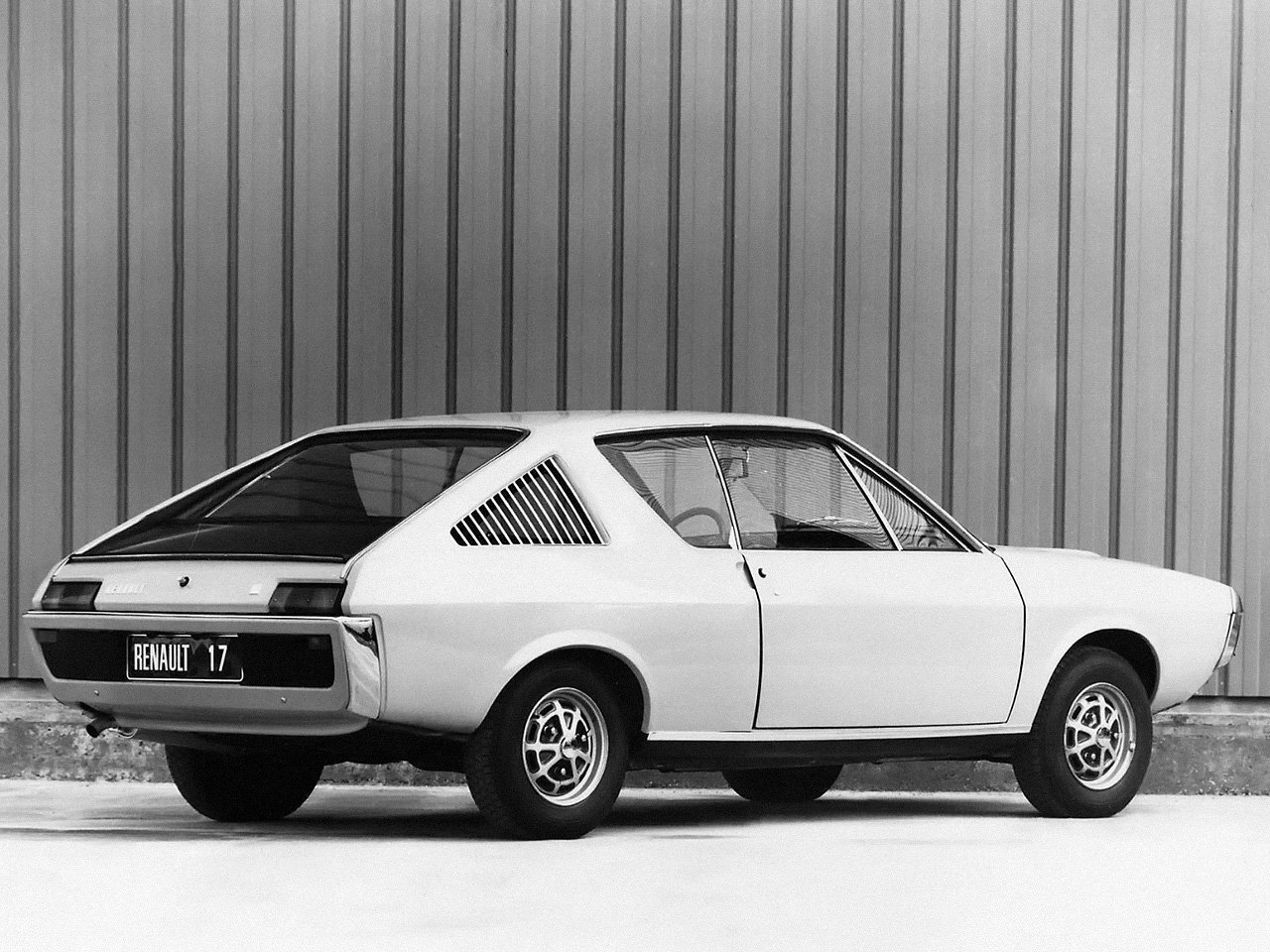 хэтчбек 3 дв. Renault 17 1972 - 1980г выпуска модификация 1.6 MT (109 л.с.)