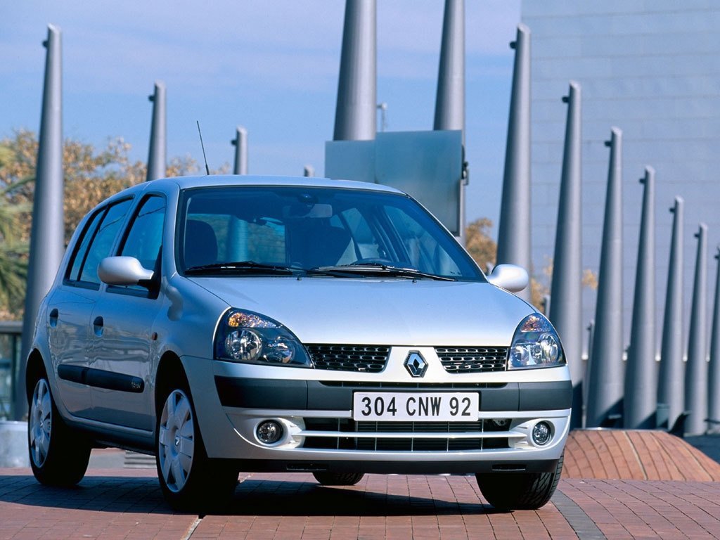 хэтчбек 5 дв. Renault Clio 2004 - 2005г выпуска модификация 1.1 AT (75 л.с.)