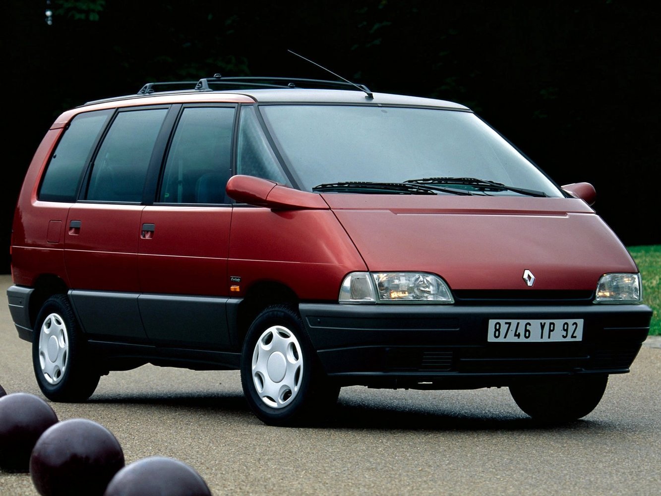 минивэн Renault Espace 1991 - 1996г выпуска модификация 2.0 AT (103 л.с.)