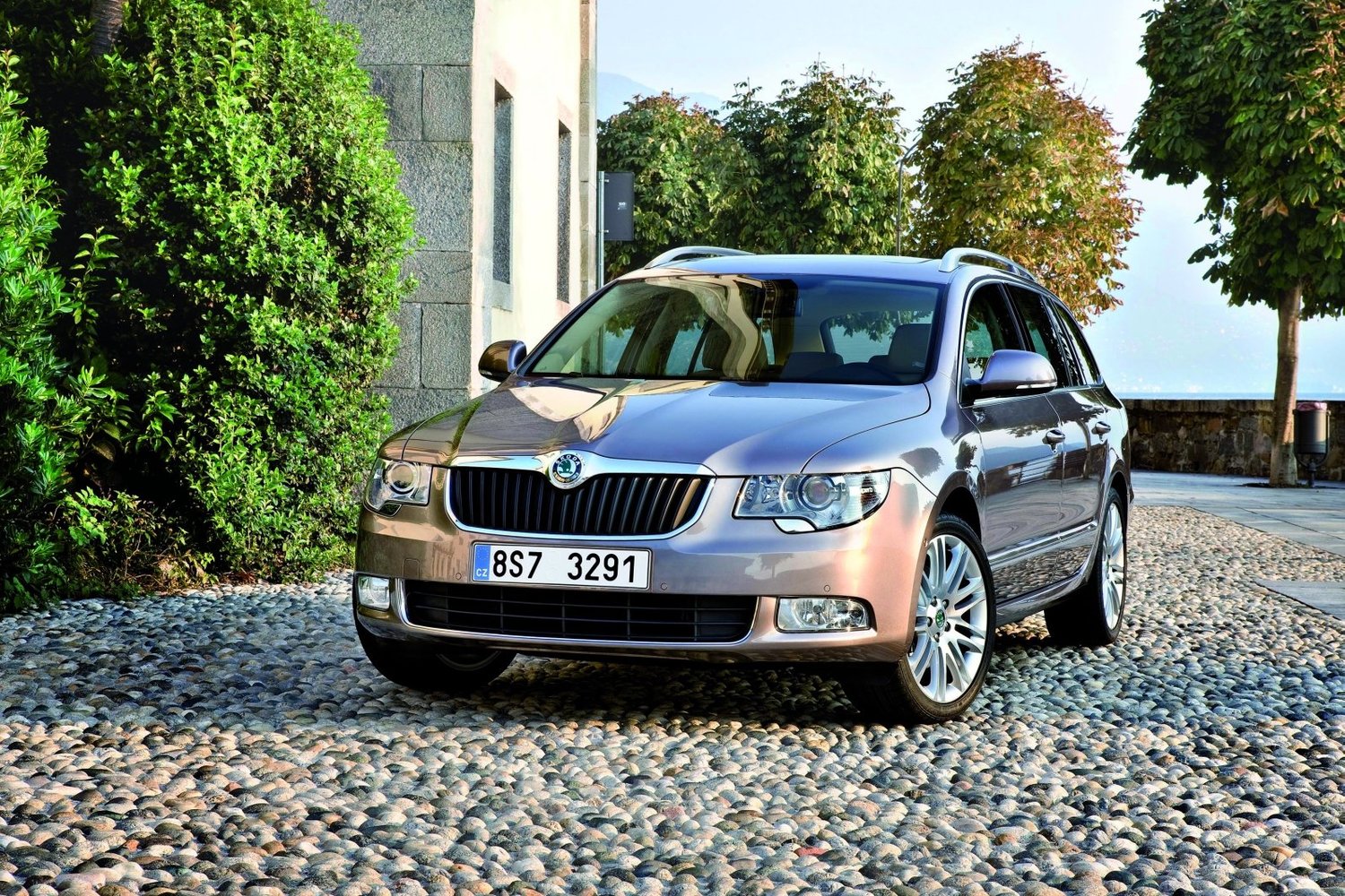 Skoda Superb 2008-2013