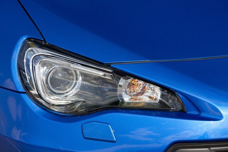 купе Subaru BRZ 2012 - 2016г выпуска модификация 2.0 AT (200 л.с.)