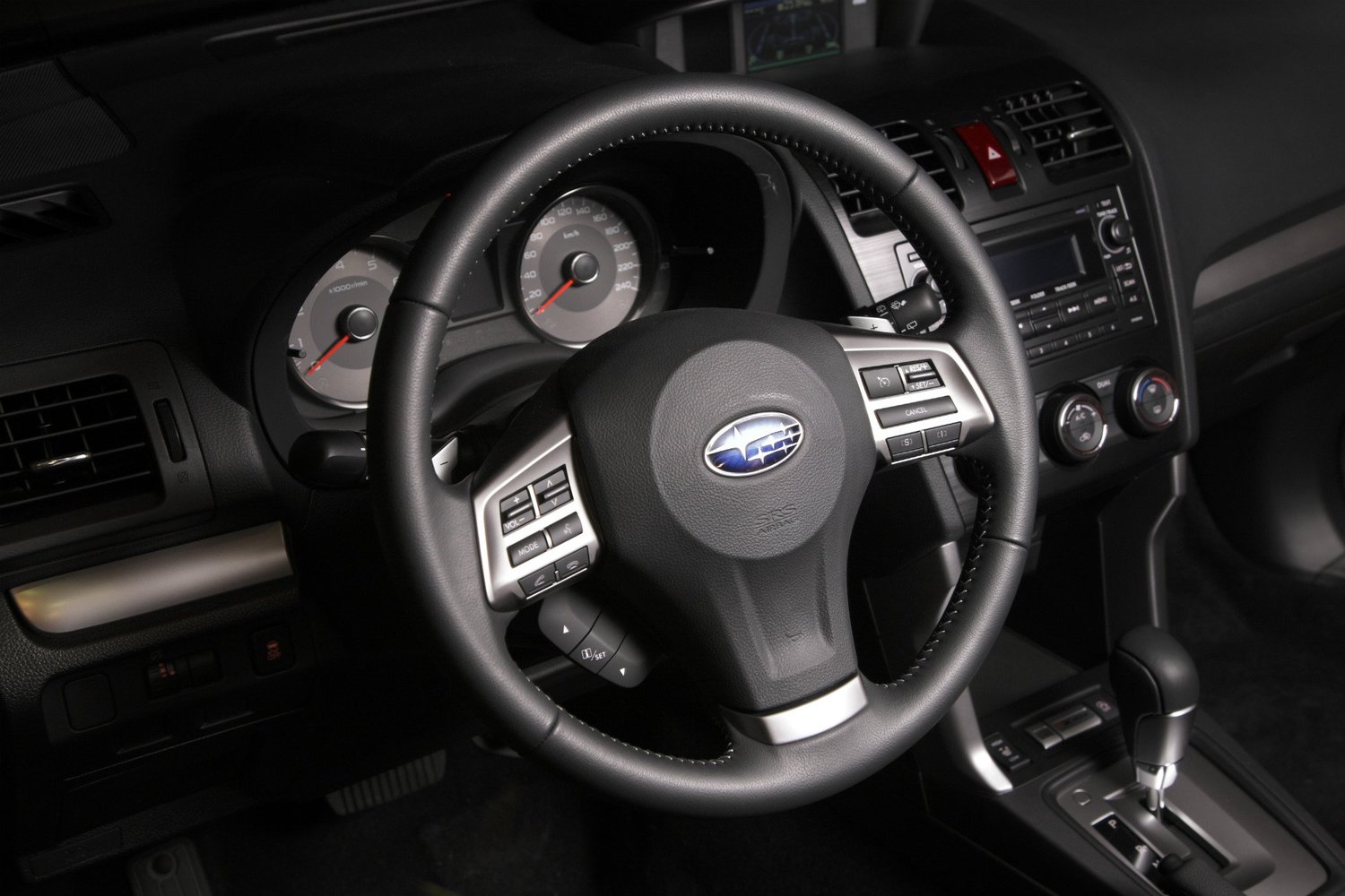 кроссовер Subaru Forester 2013 - 2016г выпуска модификация 1A 2.0 CVT (150 л.с.) 4×4