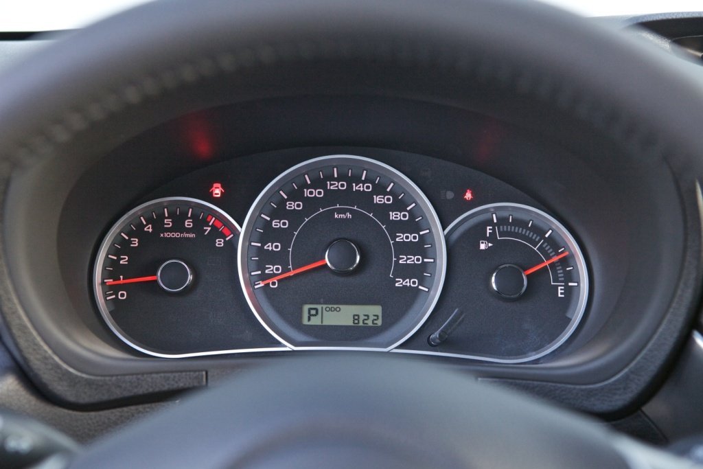 кроссовер XV Subaru Impreza 2007 - 2011г выпуска модификация 1.5 AT (110 л.с.)
