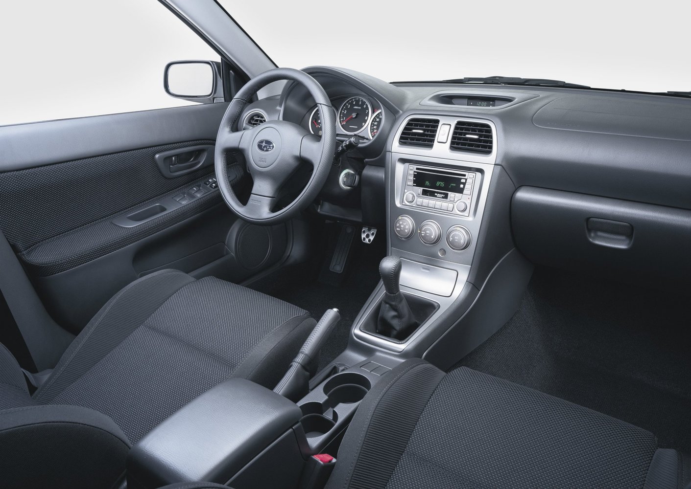 седан Subaru Impreza WRX 2002 - 2005г выпуска модификация 2.0 AT (225 л.с.) 4×4