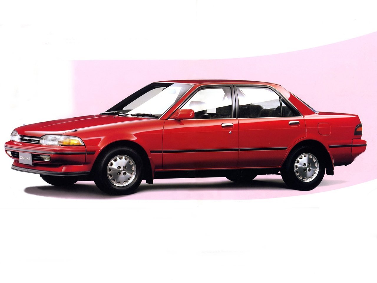 седан Toyota Carina 1988 - 1992г выпуска модификация 1.5 AT (85 л.с.)