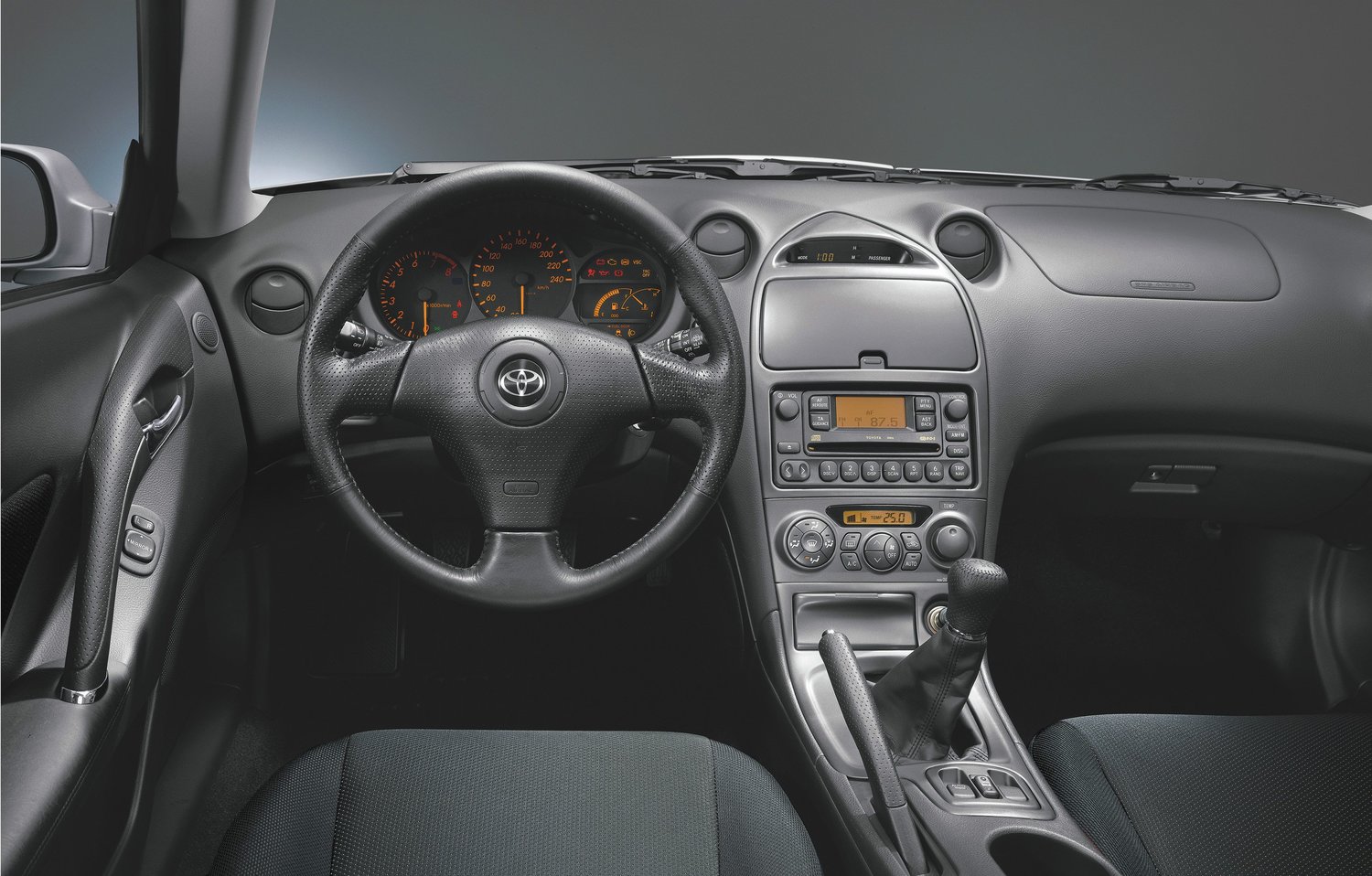 хэтчбек 3 дв. Toyota Celica 2002 - 2006г выпуска модификация 1.8 AT (143 л.с.)