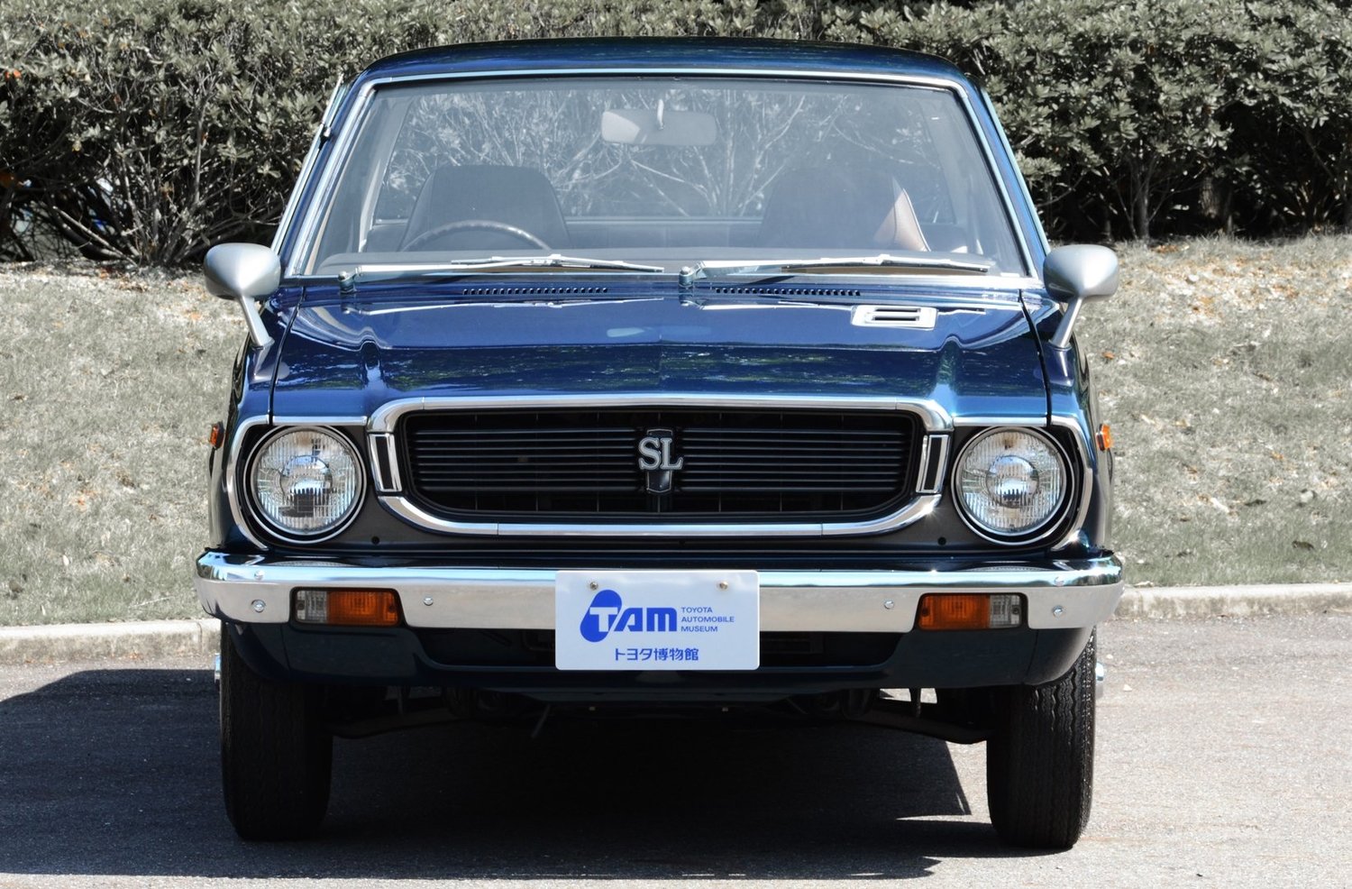 седан Toyota Corolla 1974 - 1979г выпуска модификация 1.2 AT (58 л.с.)