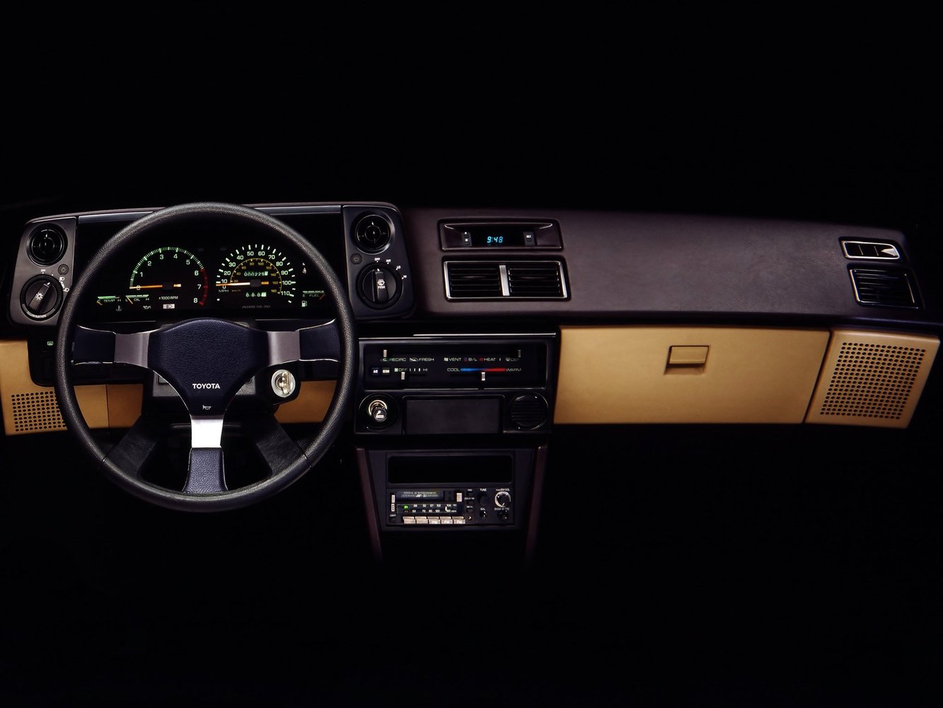 купе Toyota Corolla 1983 - 1987г выпуска модификация 1.5 AT (75 л.с.)