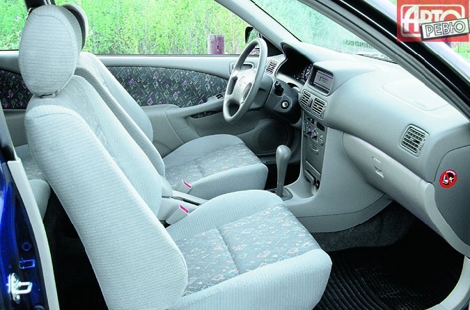 хэтчбек 3 дв. Toyota Corolla 1997 - 2000г выпуска модификация 1.3 AT (85 л.с.)