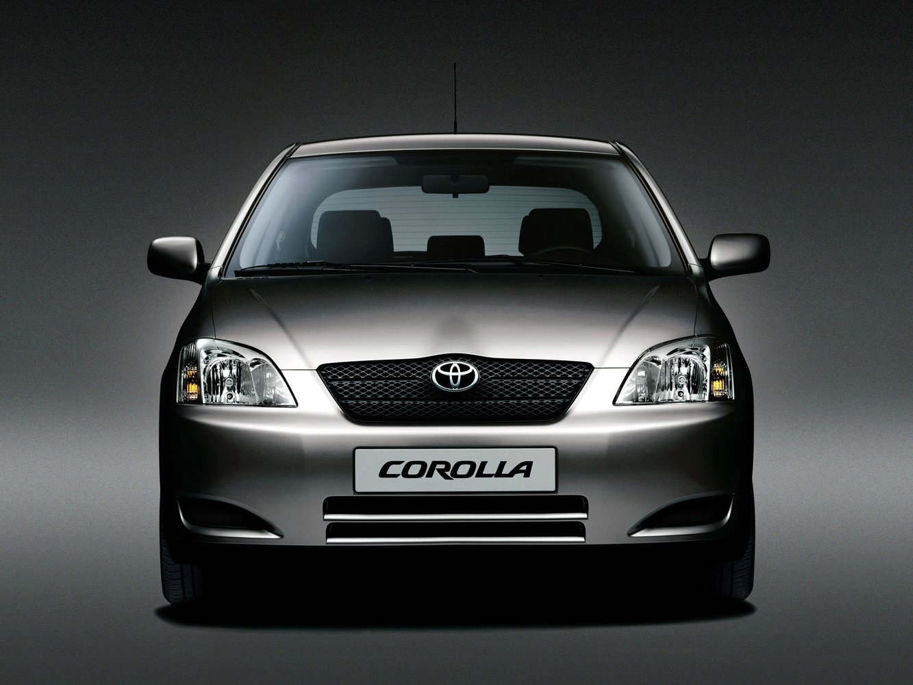 хэтчбек 5 дв. Toyota Corolla 2001 - 2004г выпуска модификация 1.4 MT (97 л.с.)