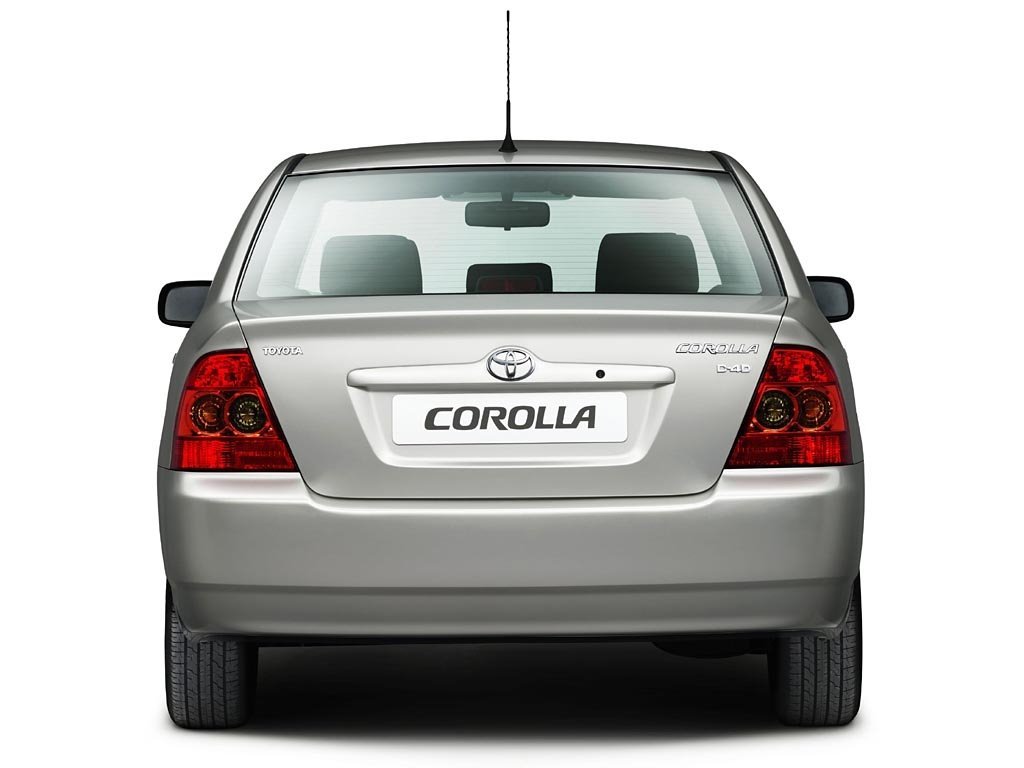 седан Toyota Corolla 2004 - 2007г выпуска модификация 1.3 AT (88 л.с.)