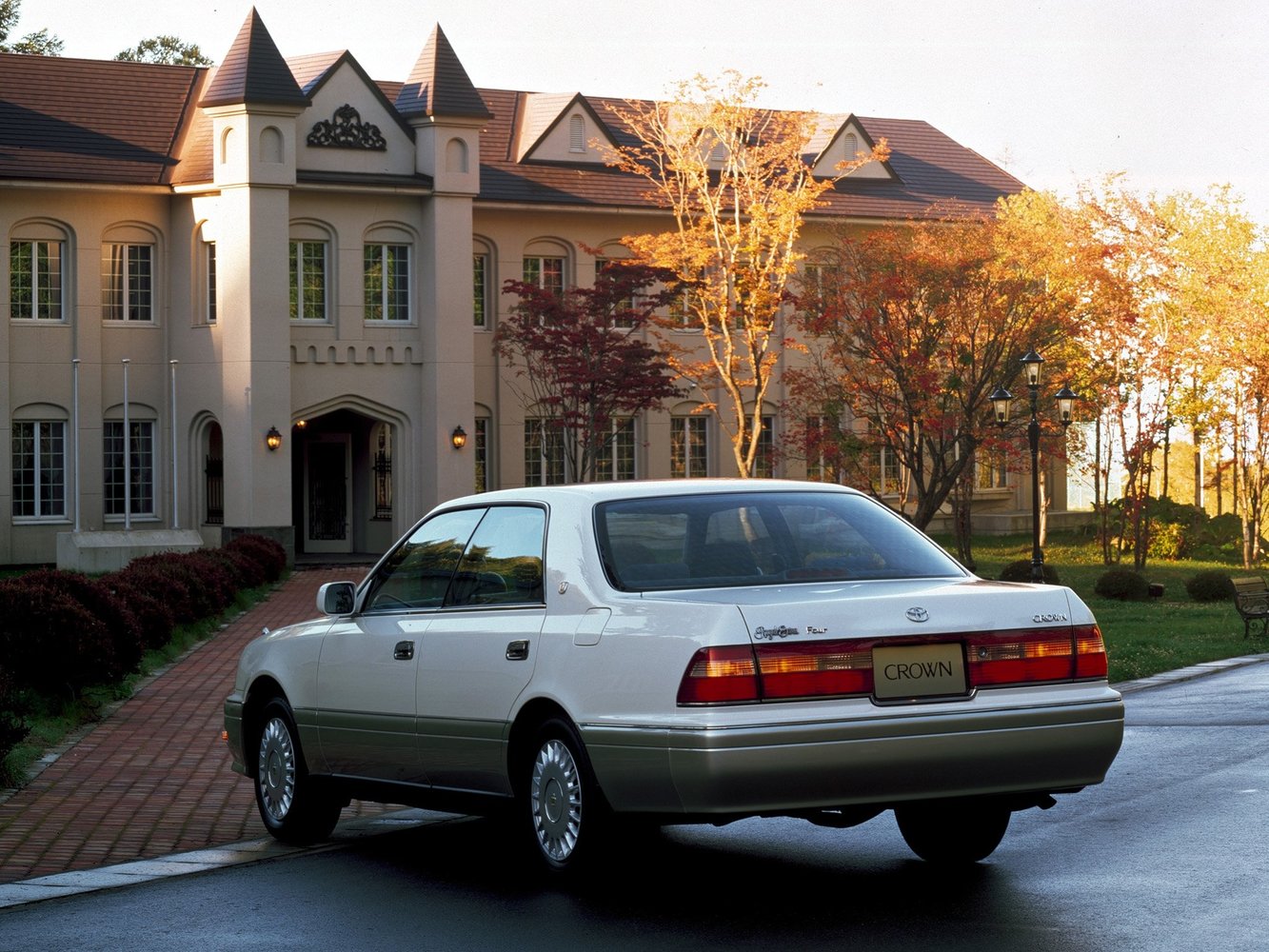 Toyota Crown s150