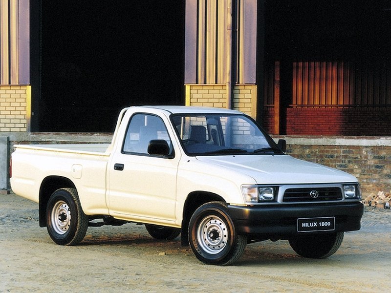 пикап 2 дв. Toyota Hilux 1997 - 2001г выпуска модификация 2.0 AT (110 л.с.)