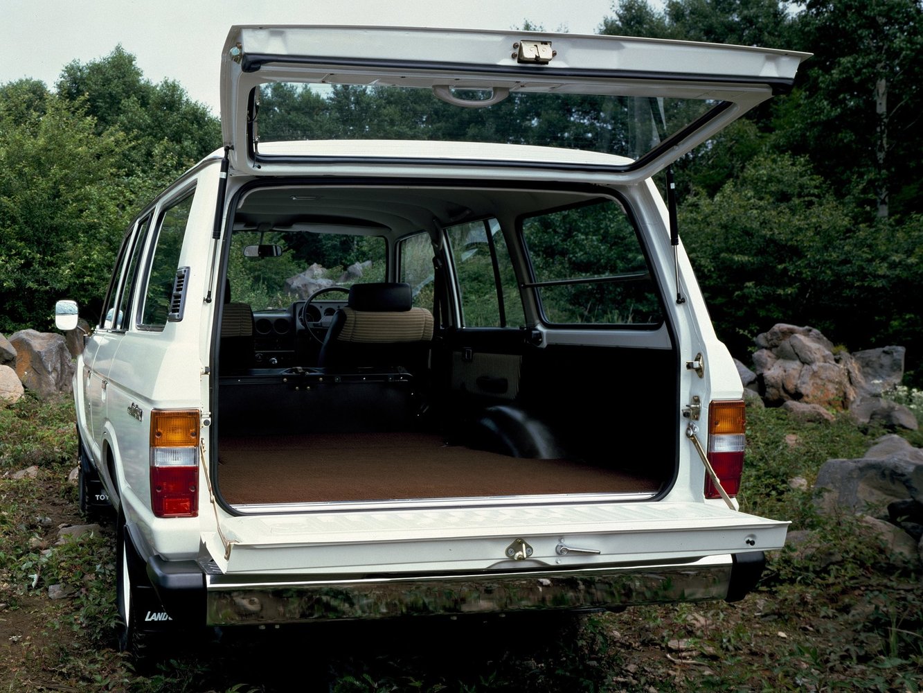 внедорожник Toyota Land Cruiser 1980 - 1990г выпуска модификация 3.4 AT (120 л.с.) 4×4