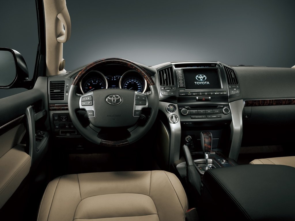 внедорожник Toyota Land Cruiser 2007 - 2011г выпуска модификация 4.0 AT (243 л.с.) 4×4