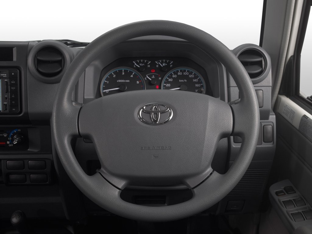 пикап 4 дв. 79 Toyota Land Cruiser 2007 - 2016г выпуска модификация 4.2 MT (131 л.с.) 4×4