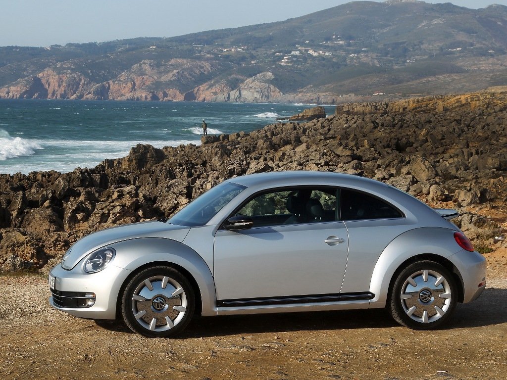 хэтчбек 3 дв. Volkswagen Beetle 2013 - 2016г выпуска модификация 1.4 AMT (150 л.с.)