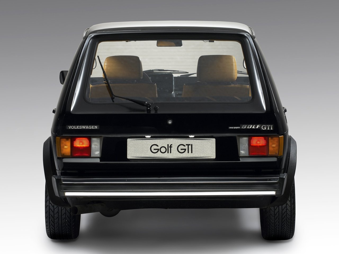хэтчбек 3 дв. Volkswagen Golf GTI 1976 - 1983г выпуска модификация 1.6 AT (110 л.с.)