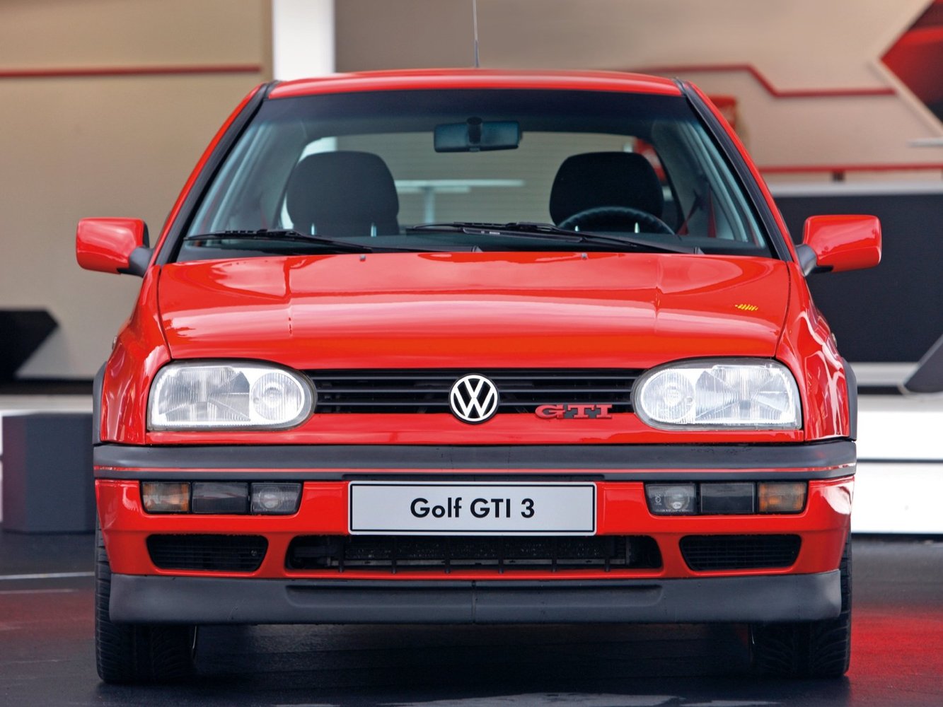 хэтчбек 3 дв. Volkswagen Golf GTI 1992 - 1997г выпуска модификация 2.0 MT (150 л.с.)