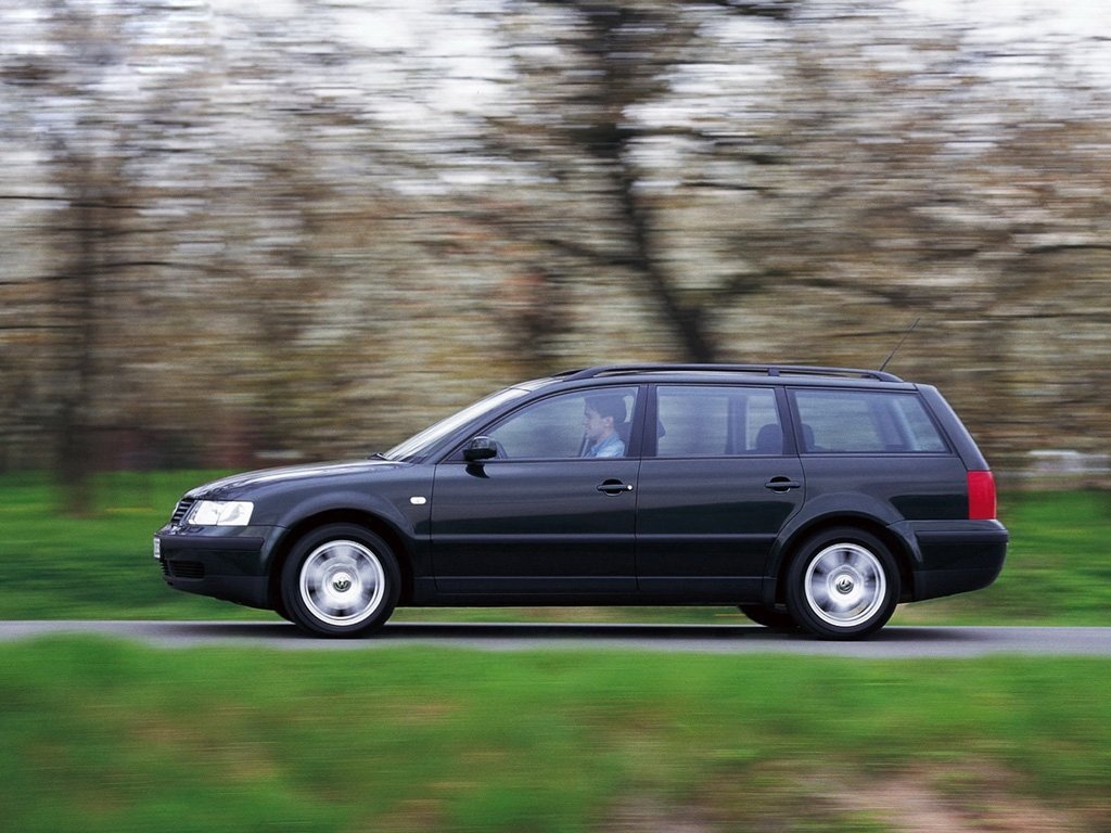 универсал Volkswagen Passat 1997 - 2000г выпуска модификация 1.6 AT (101 л.с.)