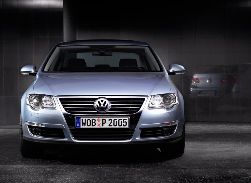 седан Volkswagen Passat 2005 - 2011г выпуска модификация 1.4 AT (150 л.с.)