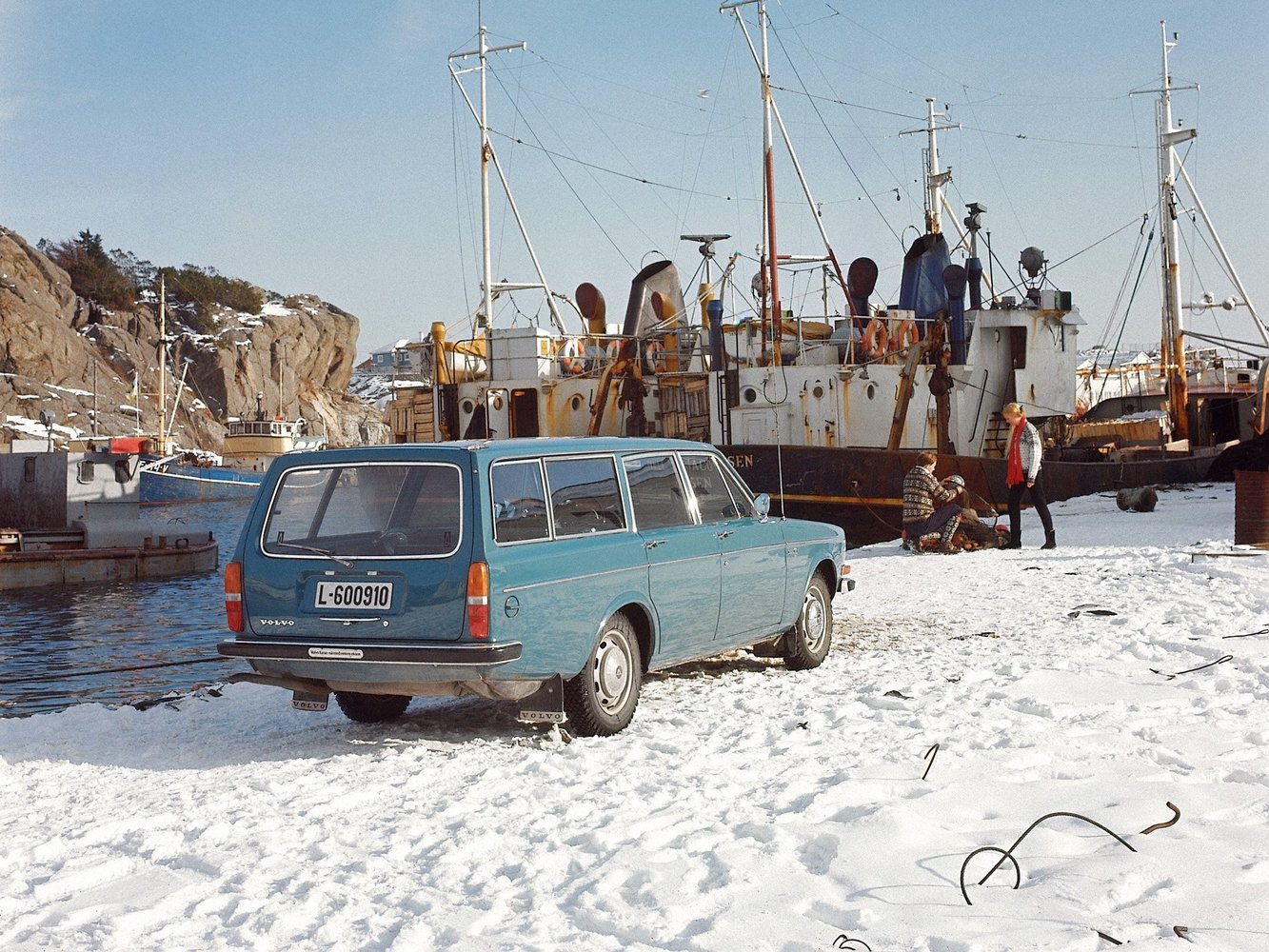 универсал Volvo 140 Series 1966 - 1975г выпуска модификация 2.0 MT (101 л.с.)